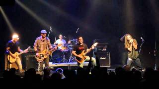 40 Below Summer - &quot;We The People (Live @ Gramercy Theatre 11/12/10)&quot;