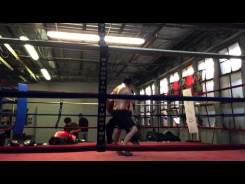 Jose Jimenez & Mark Beuke light sparring