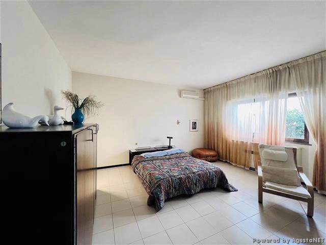 VILLA in VENDITA  VALENZANO