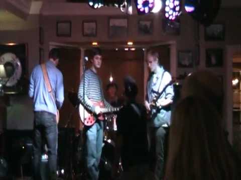 Knee Deep: "Santillionaire" (original mash-up) @Donahue's