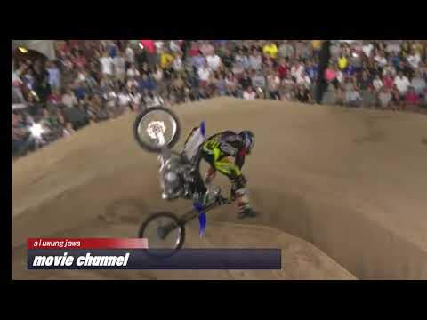 Tom Pagès Incredible 1st Place Run - Red Bull X-Fighters 2015