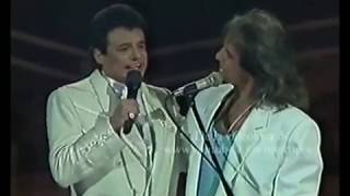 Roberto Carlos y José José   Emociones