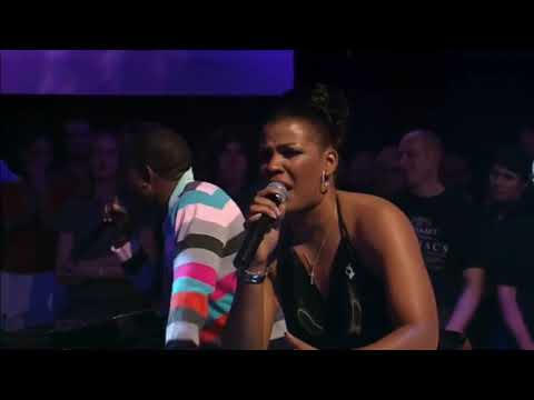 Kanye West, Syleena Johnson - All Falls Down (Live on Later with Jools Holland 2004)