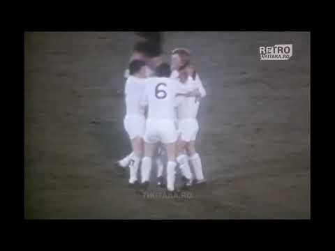 Leeds Utd v Rapid Bucharest UEFA Cup Quarter Final 1st Leg 07-03-1973
