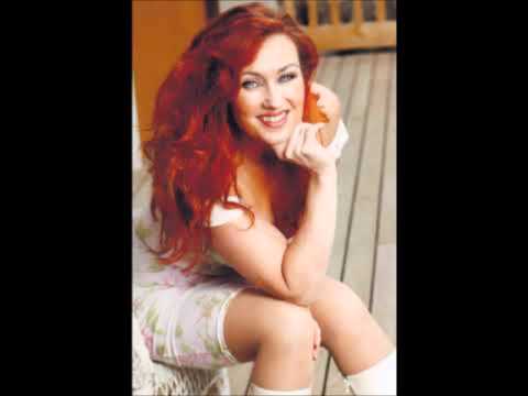 Saija Varjus - Kauriinmetsästäjä