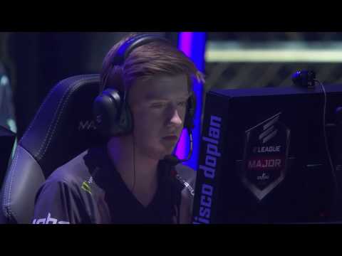 Smartest play of the Major by disco doplan (E-League Major 2017)