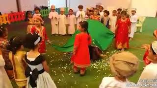 مدرسة الولاء الخاصة ضمن الأحتفالية بإحدى العادات الأجتماعية بمشاركة أبطال الولاء الحول حول