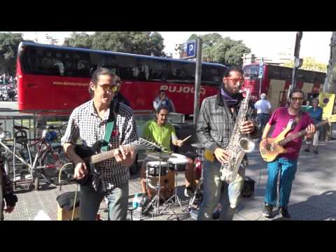 LATIN PANAS Live @Barcelona Plaça de Catalunya - Canoa Rachá - La Piragua