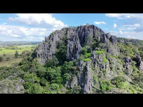 Montanhas do rastro de São Pedro, Arcos, Minas Gerais