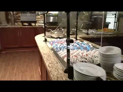 Staybridge Breakfast lobby