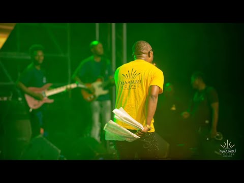Christian Mukuna - Maajabu national tour (prestation Tshangu pona Yesu)