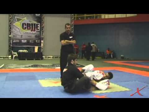 BRASILEIRO CBJJE 2013 -  Alex Cabanes x Marcio André by X-COMBAT