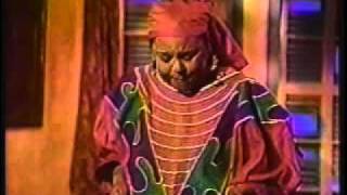 Queen Nur's SWEET POTATO PIE AND SUCH