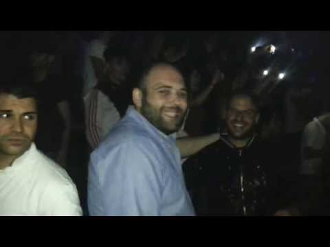 emanuele inglese vola chiusura willy