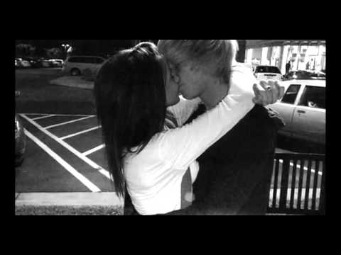 Caravelli Grand Symphonix Orchestra - No One Gives Up On Love