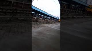 preview picture of video 'Lucknow Mumbai CSMT Pushpak Super fast Express... @ 15 Sep 2018'