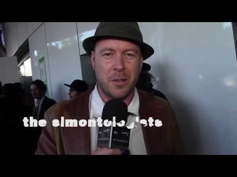 The Simontologists on the MusicOz Red Carpet 2013 (AIMAs)