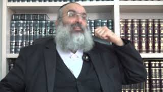 האם מסדר הקידושין חייב לשתוק עד שהחתן והכלה שותים?▪️הרב נחמנסון▪️(כולל הוראה ומשפט)