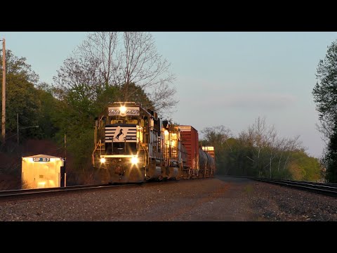 NS GP59E 4659 at Golden Hour - 5/10/2022