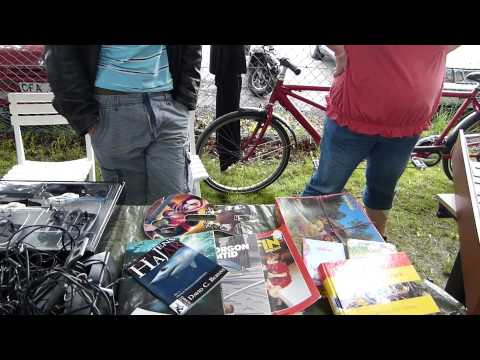 Loppmarknad i Alingsås på Norra Ringgatan Del 1 av 2