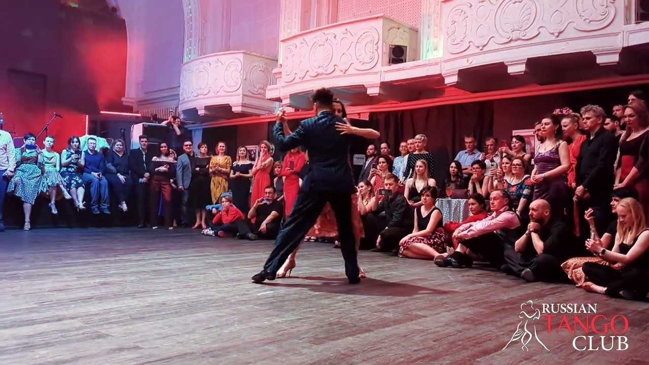 Sebastian Achaval & Cecilia Berra / Pedro Laurenz - Garua