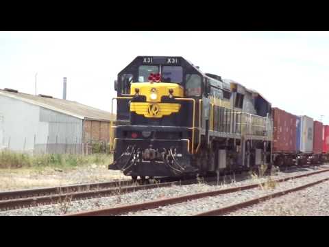 QUBE Logistics 9178 Up Ultima Hay train With X31 & VL356 at Brooklyn 4/12/19