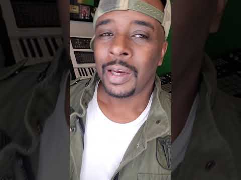 E-40 "MAKING A PLAY" RICKROCKBEATS PRESENTS "HOW I MADE THAT BLAP"!