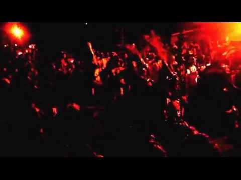 Escuela de samba Os Garotos 2015 - fragmento.