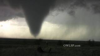 preview picture of video 'April 29, 2009 TX  Tornadoes - East of Plainview, TX'