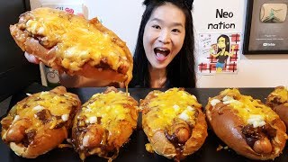 EXTRA CHEESY CHILI CHEESE HOT DOGS + BEEF STEAK! American Style Hot Dogs & Cheese Steak - Mukbang