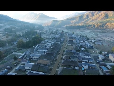 福島県下郷町　国重要伝統的構造物群保存地区「大内宿」 OUCHI-JUKU　晩秋の大内宿