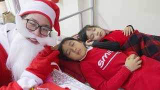 Kids Go to school ! Santa Claus's Amazing Gifts |  Merry Christmas Songs  For Children