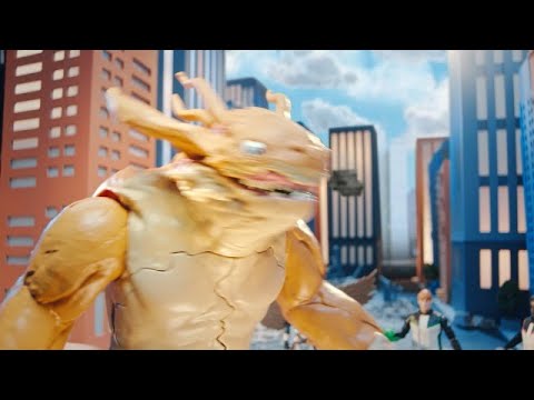 Superman Vs. Kaiju Slime Battle, Action Figure Commercial