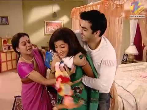 Yahaan Main Ghar Ghar Kheli - Ep 294 - Suhasi Dhami, Karan - Hindi TV Serial - Zee5 Family Tales