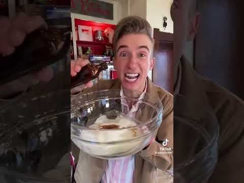 Chocolate beet cake - Dylan Hollis