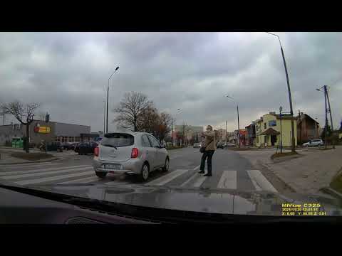 O krok od potrącenia pieszego - Zgierz