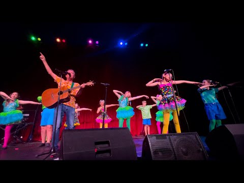 Juicy Juicy Green Grass - Peter Combe - Live at the 2025 Adelaide Fringe