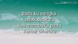 Download lagu Sejak detik itu mm mp3