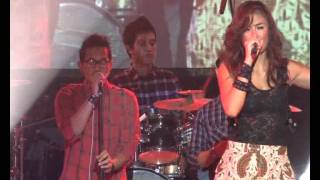 Download lagu Agnes Monica - Cinta Diujung Jalan Live in Pekanbaru 3 Desember 2011 mp3
