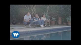Wallows - Pictures of Girls (Official Video)