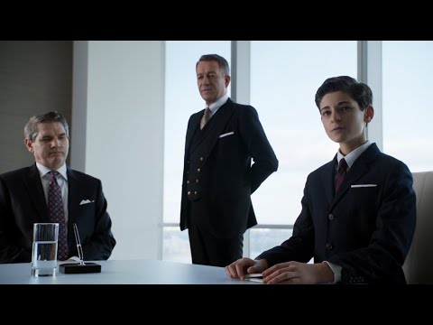 El Joven Bruce Wayne Habla con La junta directiva de Wayne Enterprises | Gotham 1x16-Latino