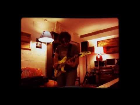 Beat it by Leo with green glass