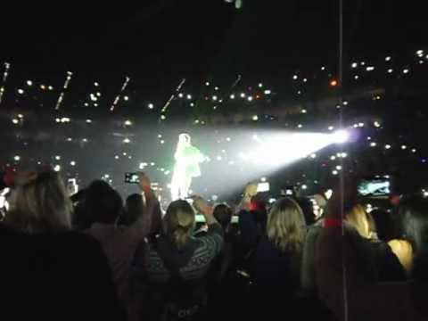 06-04-13 Köln Justin Bieber All is around the World