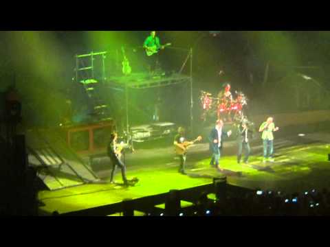 Tryo/Alpha Blondy - Brigadier Sabari - Paris Bercy - 28/3/13