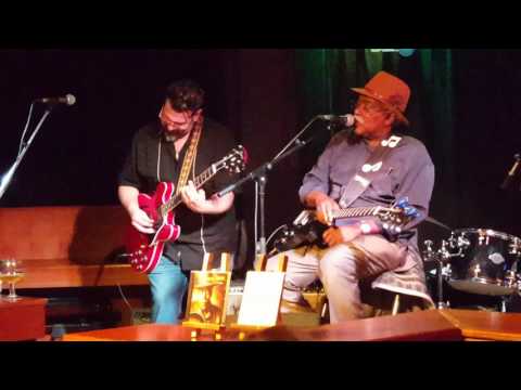 Stand by me - Jimmy Burns -- Live in Blues-sphère - by lillo c.