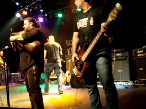 Romantikus Erőszak - Büszke Botond (Live @ Békéscsaba, Ifiház 2009)