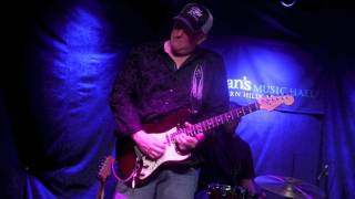 ''BLUES MAKE ME FEEL SO GOOD'' - ALBERT CUMMINGS BAND @ Callahan's, March 2017