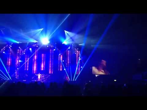 Faith Evans - Again (The Show 16/11/13 London)