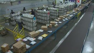 How does FedEx keep track of all those packages on Cyber Monday