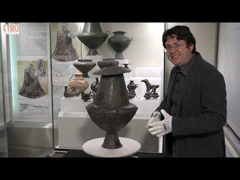 #Etruscopri: Biconico con pendagli da Vulci